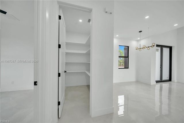 2911 46th st w, Lehigh Acres, FL 33971