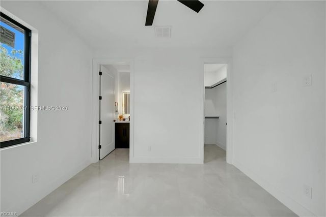 2911 46th st w, Lehigh Acres, FL 33971