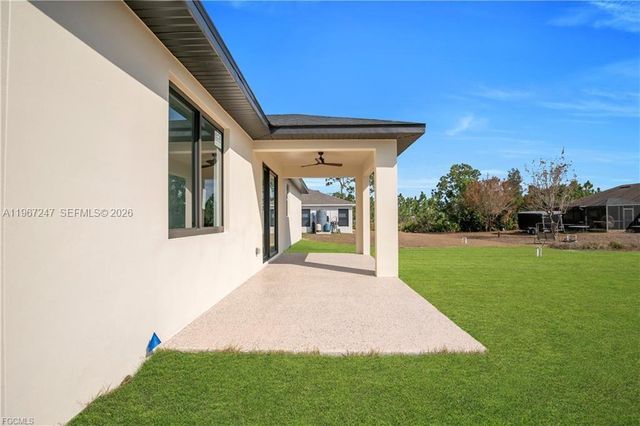 2911 46th st w, Lehigh Acres, FL 33971