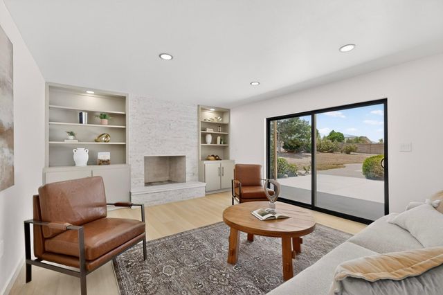 11980 Modesto Avenue NE, Albuquerque, NM 87122