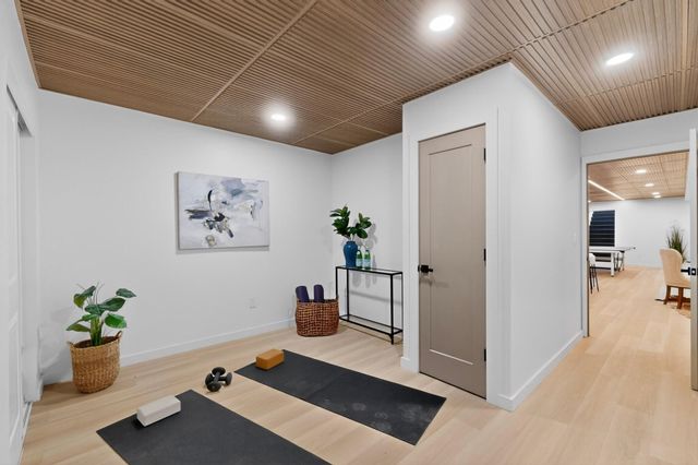 11980 Modesto Avenue NE, Albuquerque, NM 87122