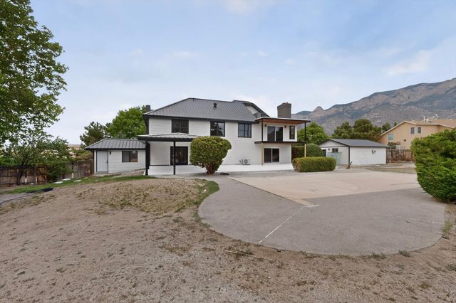 11980 Modesto Avenue NE, Albuquerque, NM 87122