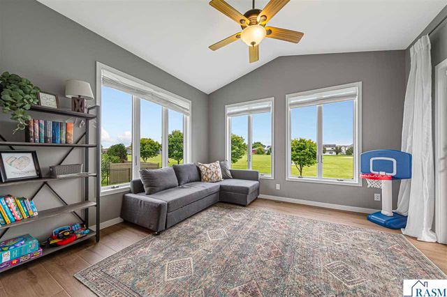 2294 Balsam Drive, North Mankato, MN 56003
