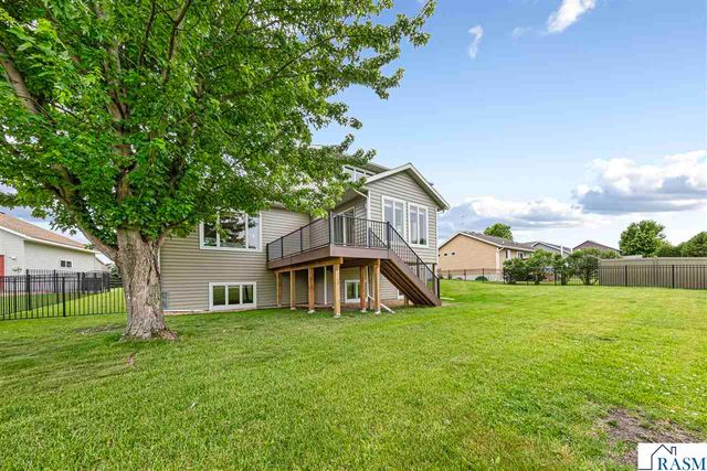2294 Balsam Drive, North Mankato, MN 56003