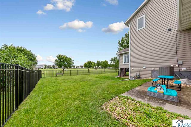 2294 Balsam Drive, North Mankato, MN 56003