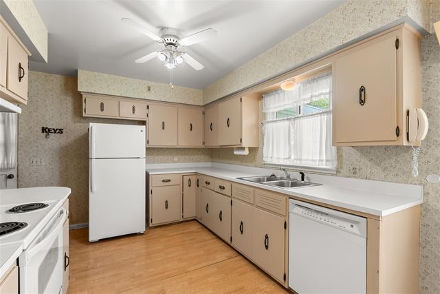 415 Marigold Avenue, Portage, MI 49002