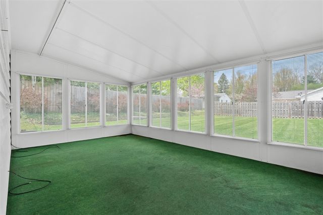 415 Marigold Avenue, Portage, MI 49002