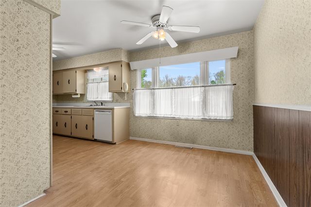 415 Marigold Avenue, Portage, MI 49002