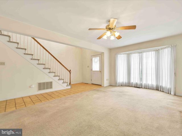 1015 WILLOW DR, Orwigsburg, PA 17961