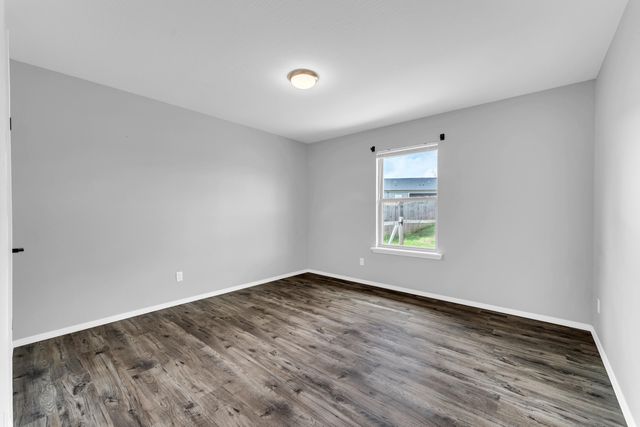 633 S Southgate Drive, Nixa, MO 65714