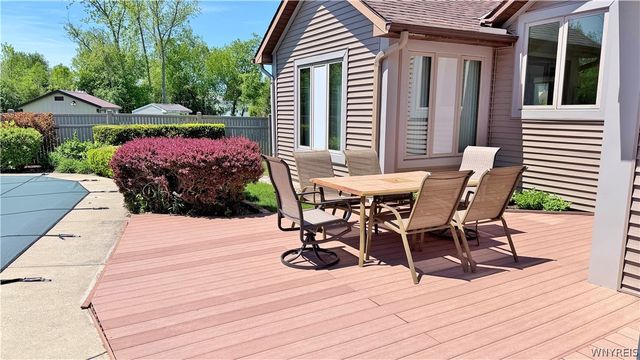 768 Michelle Court, Lewiston, NY 14092