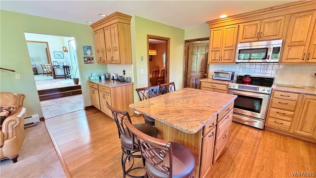 768 Michelle Court, Lewiston, NY 14092