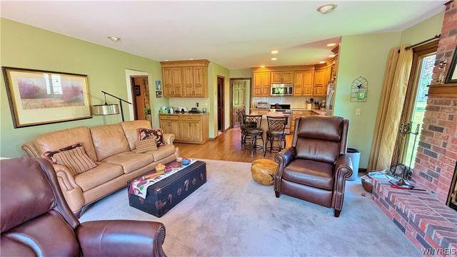 768 Michelle Court, Lewiston, NY 14092