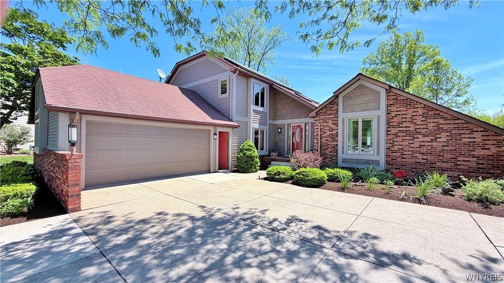 768 Michelle Court, Lewiston, NY 14092