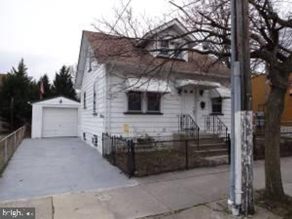 304 CLAY STREET, Riverside, NJ 08075