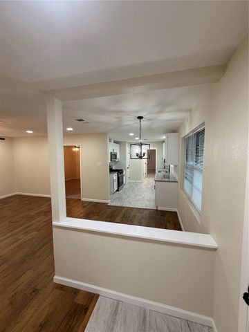 3221 County Road 890, Alvin, TX 77511
