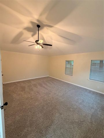 3221 County Road 890, Alvin, TX 77511
