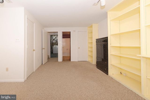 1703 WHISPERHILL DR, Reston, VA 20194