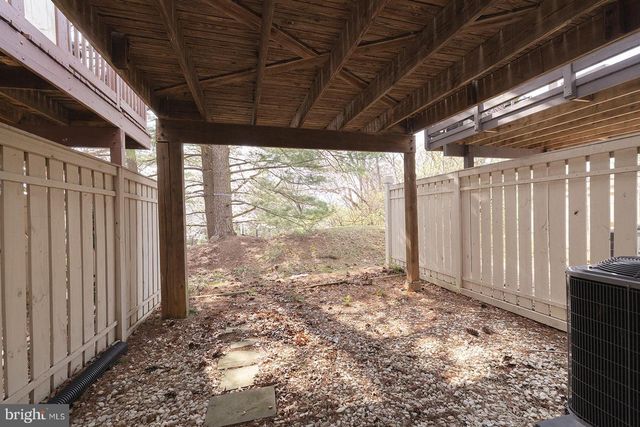 1703 WHISPERHILL DR, Reston, VA 20194