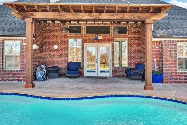 8 Chapel Hill Lane, Mclendon Chisholm, TX 75032