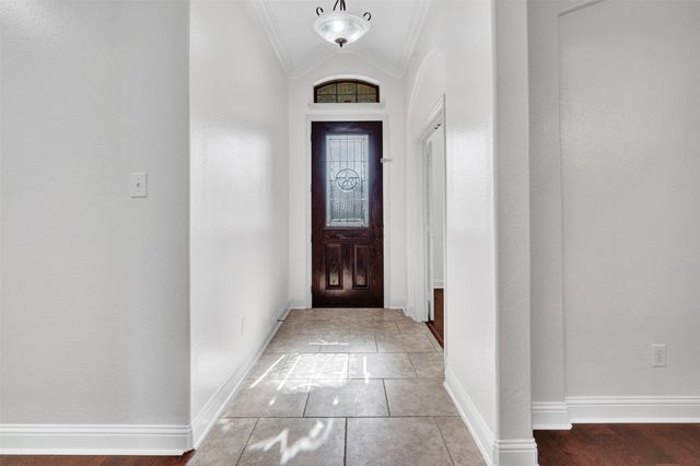 8 Chapel Hill Lane, Mclendon Chisholm, TX 75032