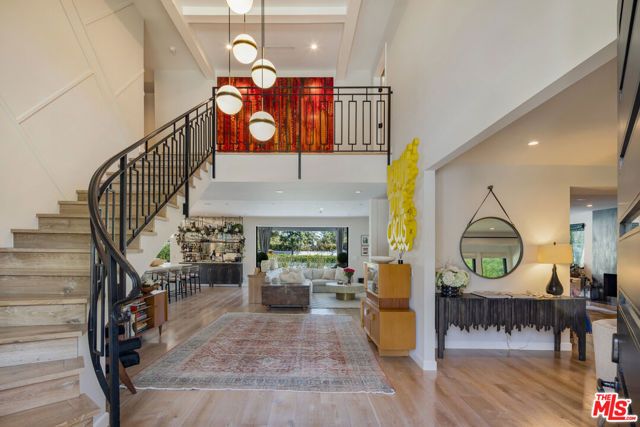 17145 Addison Street, Encino (los Angeles), CA 91316