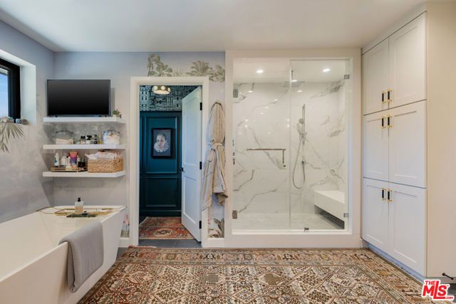 17145 Addison Street, Encino (los Angeles), CA 91316