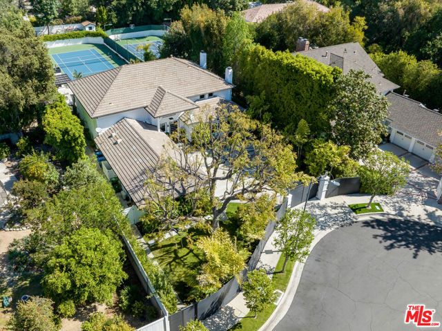 17145 Addison Street, Encino (los Angeles), CA 91316