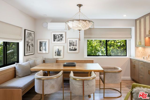 17145 Addison Street, Encino (los Angeles), CA 91316