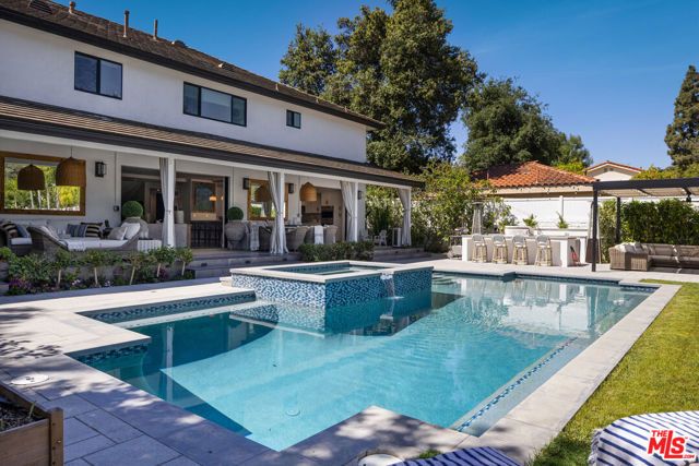 17145 Addison Street, Encino (los Angeles), CA 91316