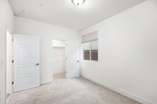 8876 Solo Way, Elk Grove, CA 95757