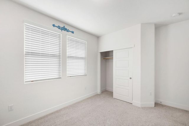 8876 Solo Way, Elk Grove, CA 95757