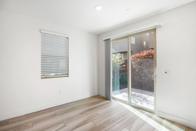 8876 Solo Way, Elk Grove, CA 95757