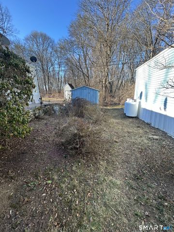 8 Wheeler Brook Park, Stonington, CT 06378