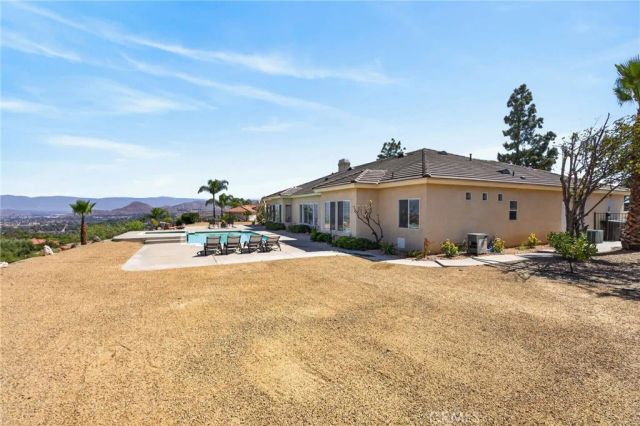 6201 Omega Street, Riverside, CA 92506
