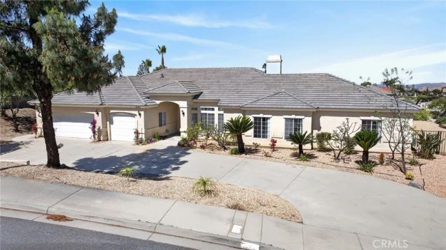 6201 Omega Street, Riverside, CA 92506
