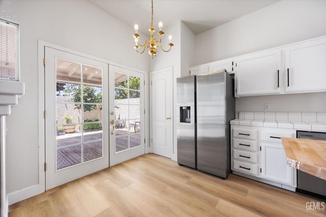 5211 Grogan Drive, Bakersfield, CA 93313