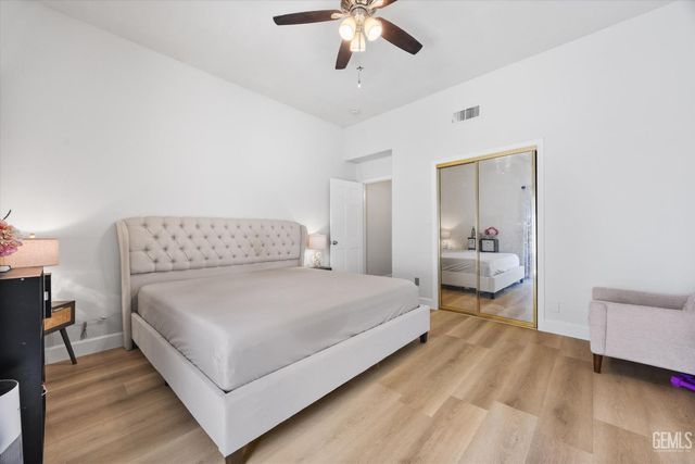 5211 Grogan Drive, Bakersfield, CA 93313