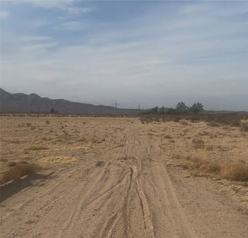 40626 Valley Center, Newberry Springs, CA 92365