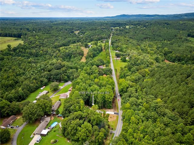 698 Pickett Post Road, Walhalla, SC 29691