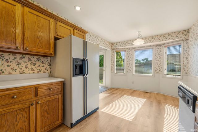 1408 Duesenberg Drive, Auburn, IN 46706