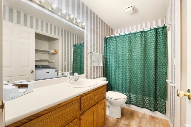 1408 Duesenberg Drive, Auburn, IN 46706