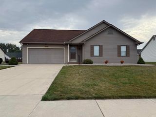 1408 Duesenberg Drive, Auburn, IN 46706