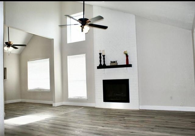 4735 Brownfields Drive, Houston, TX 77066