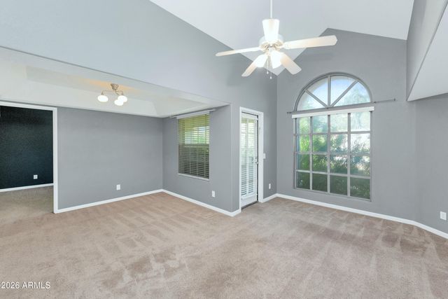 1333 E MORTEN Avenue 214, Phoenix, AZ 85020