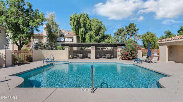 1333 E MORTEN Avenue 214, Phoenix, AZ 85020