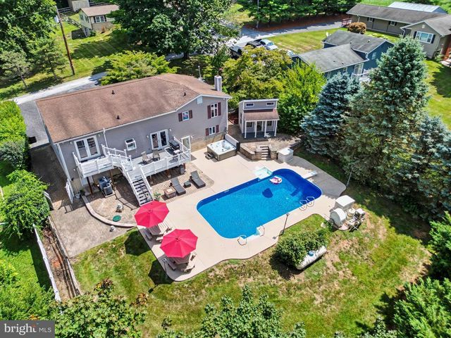 530 MOUNT HOLLY DR, Westminster, MD 21157