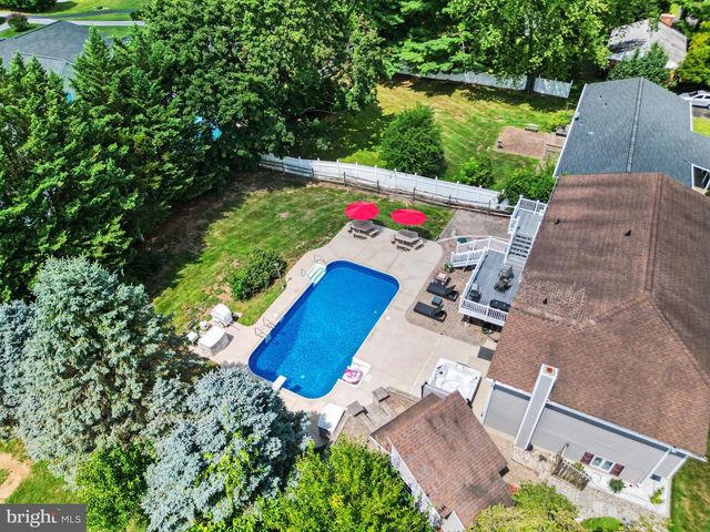 530 MOUNT HOLLY DR, Westminster, MD 21157