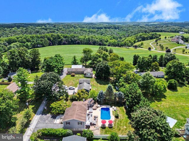530 MOUNT HOLLY DR, Westminster, MD 21157