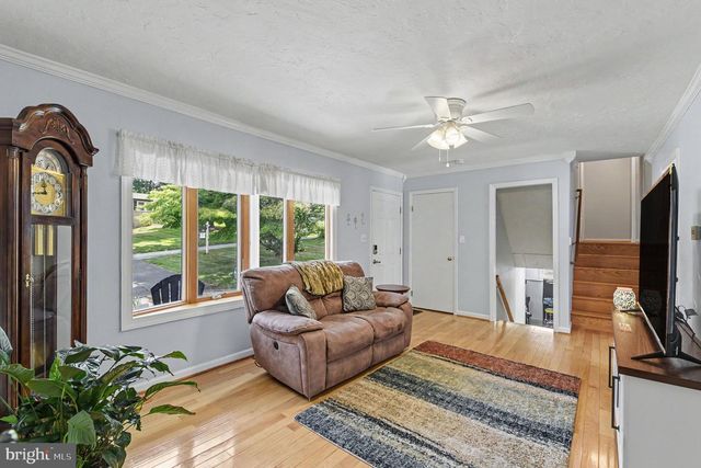 530 MOUNT HOLLY DR, Westminster, MD 21157